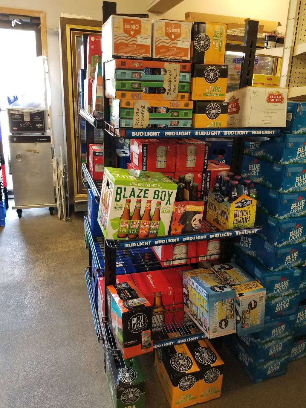 Keuka Corners | restaurant | 3745 Italy Hill Rd, Branchport, NY 14418, USA | 3155956676 OR +1 315-595-6676