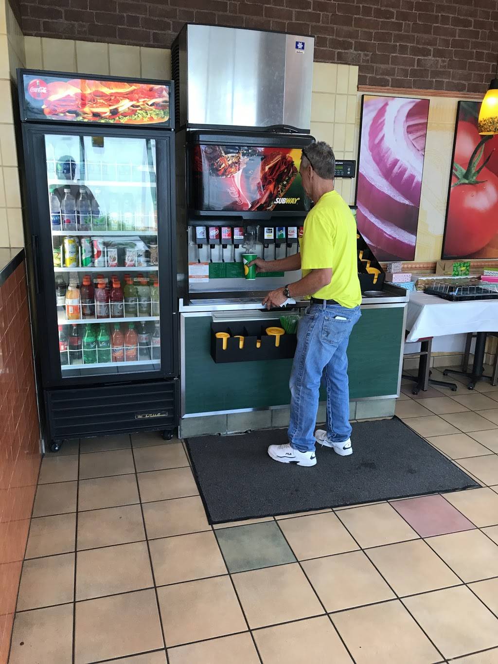 Subway | restaurant | 6889 S Eastern Ave, Las Vegas, NV 89119, USA | 7026169642 OR +1 702-616-9642