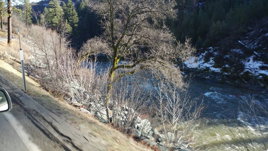 The Merry Woods | restaurant | 10120 US-50, Pollock Pines, CA 95726, USA | 5302933384 OR +1 530-293-3384