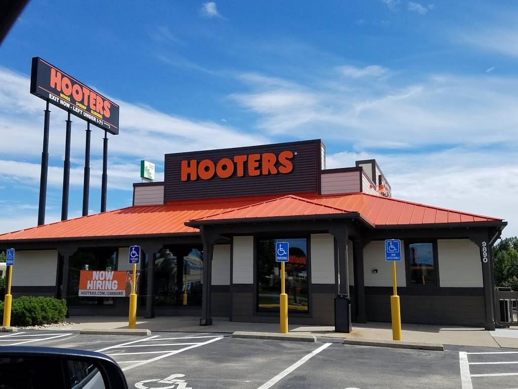 Hooters | restaurant | 9890 Escort Dr, Mason, OH 45040, USA | 5134452701 OR +1 513-445-2701