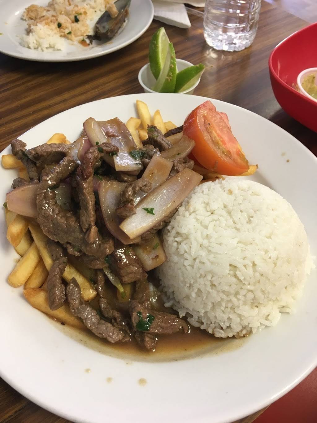 El Rincon Peruano | restaurant | 8502 N Armenia Ave #1-G, Tampa, FL 33604, USA | 8139368845 OR +1 813-936-8845