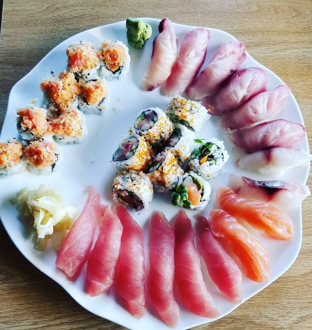 Moshi Moshi | restaurant | 4 Main St, Northampton, MA 01060, USA | 4135865865 OR +1 413-586-5865