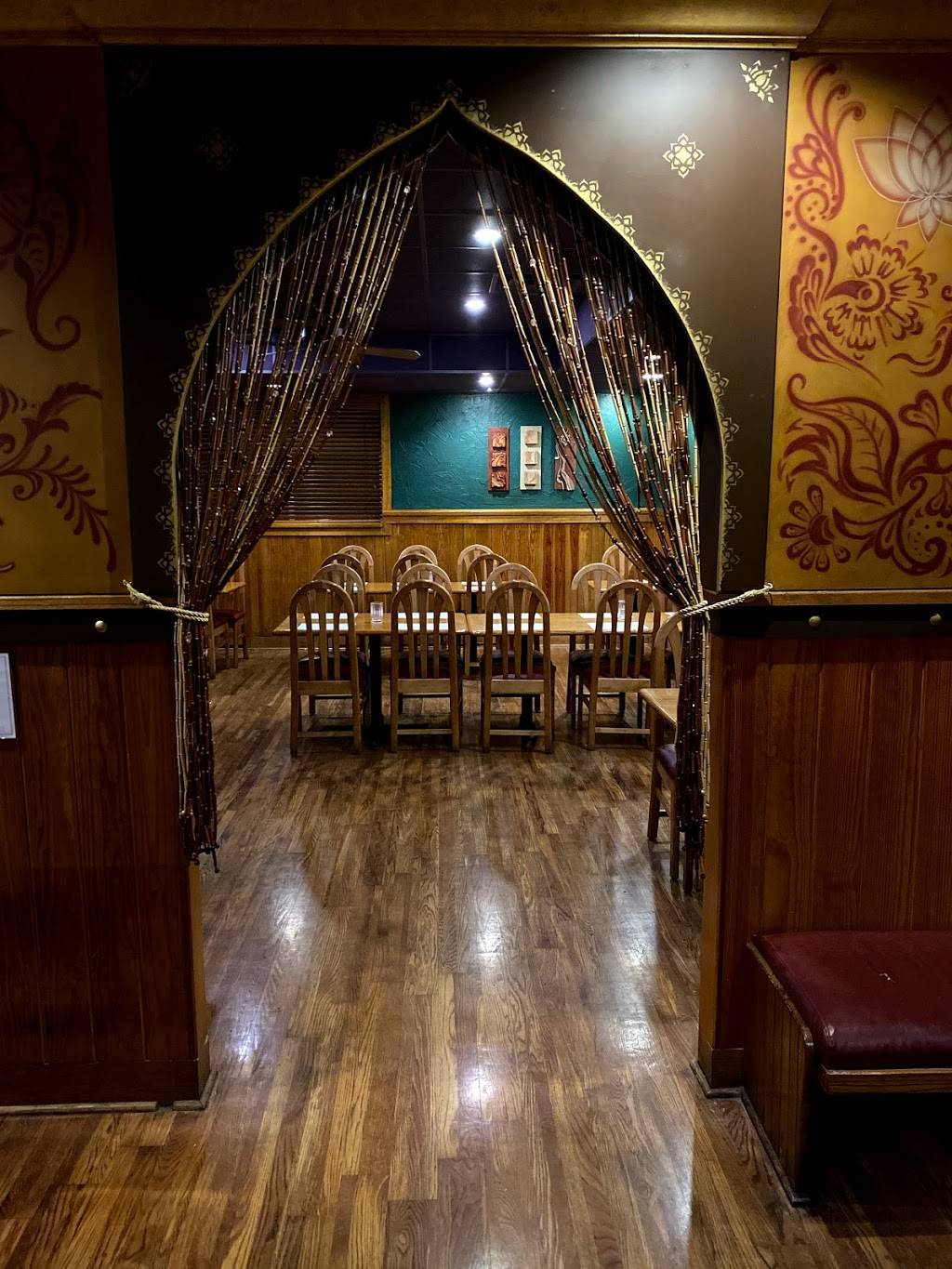 Bombay House | restaurant | 2731 E Parleys Way, Salt Lake City, UT 84109, USA | 8015810222 OR +1 801-581-0222