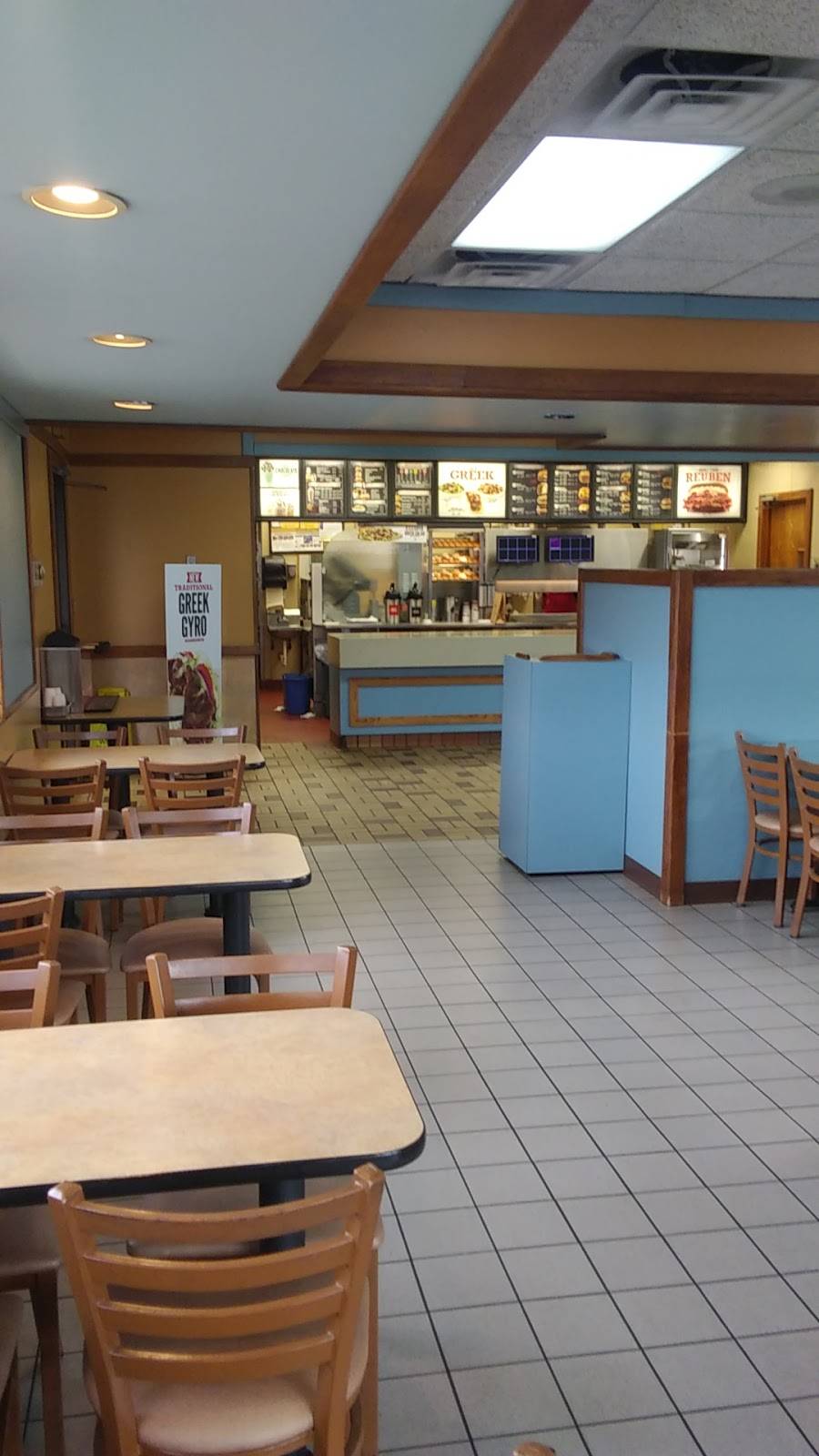 Arbys | restaurant | 376 Weber Rd, Oakland, MD 21550, USA | 3013348850 OR +1 301-334-8850