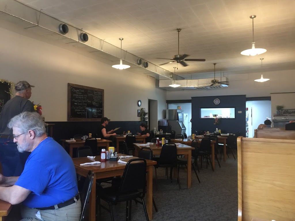 Buzz Cafe & Oxen House | restaurant | 820 Main St, Sabetha, KS 66534, USA | 7852843177 OR +1 785-284-3177