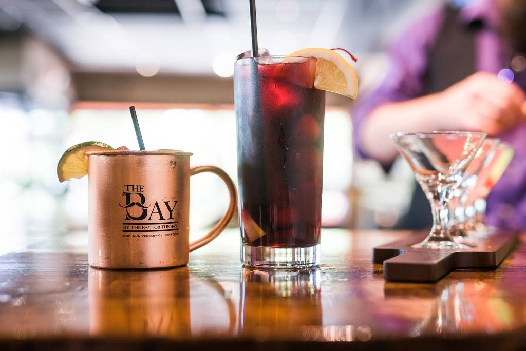 The Bay Restaurant | restaurant | 342 E Silver Spring Dr, Whitefish Bay, WI 53217, USA | 4144553045 OR +1 414-455-3045