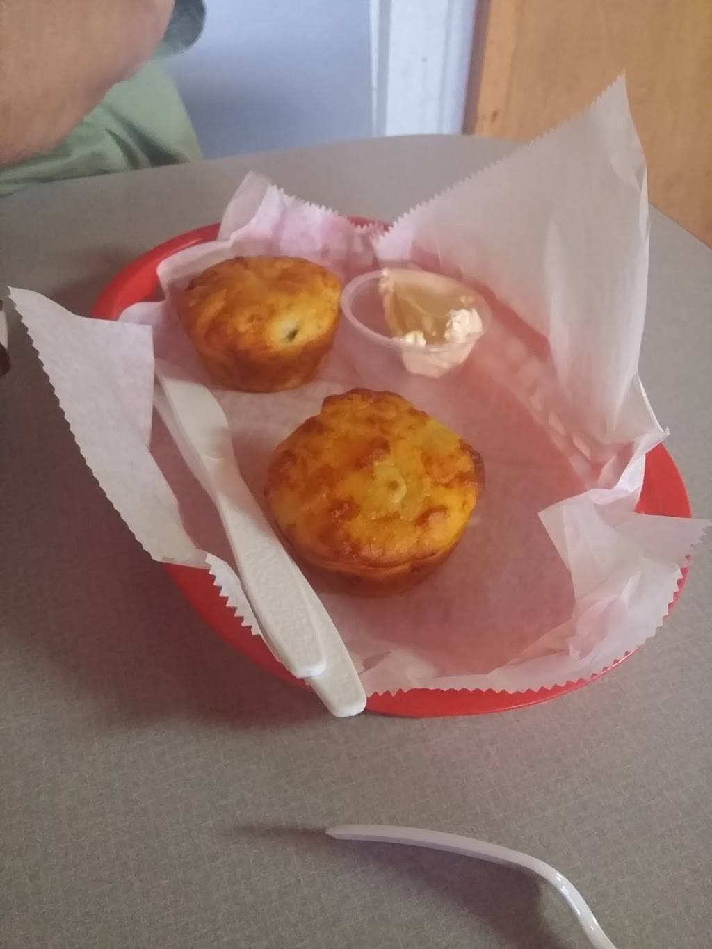 Armandos Restaurant | restaurant | 1105 Lafayette Rd, Rossville, GA 30741, USA | 7068612252 OR +1 706-861-2252