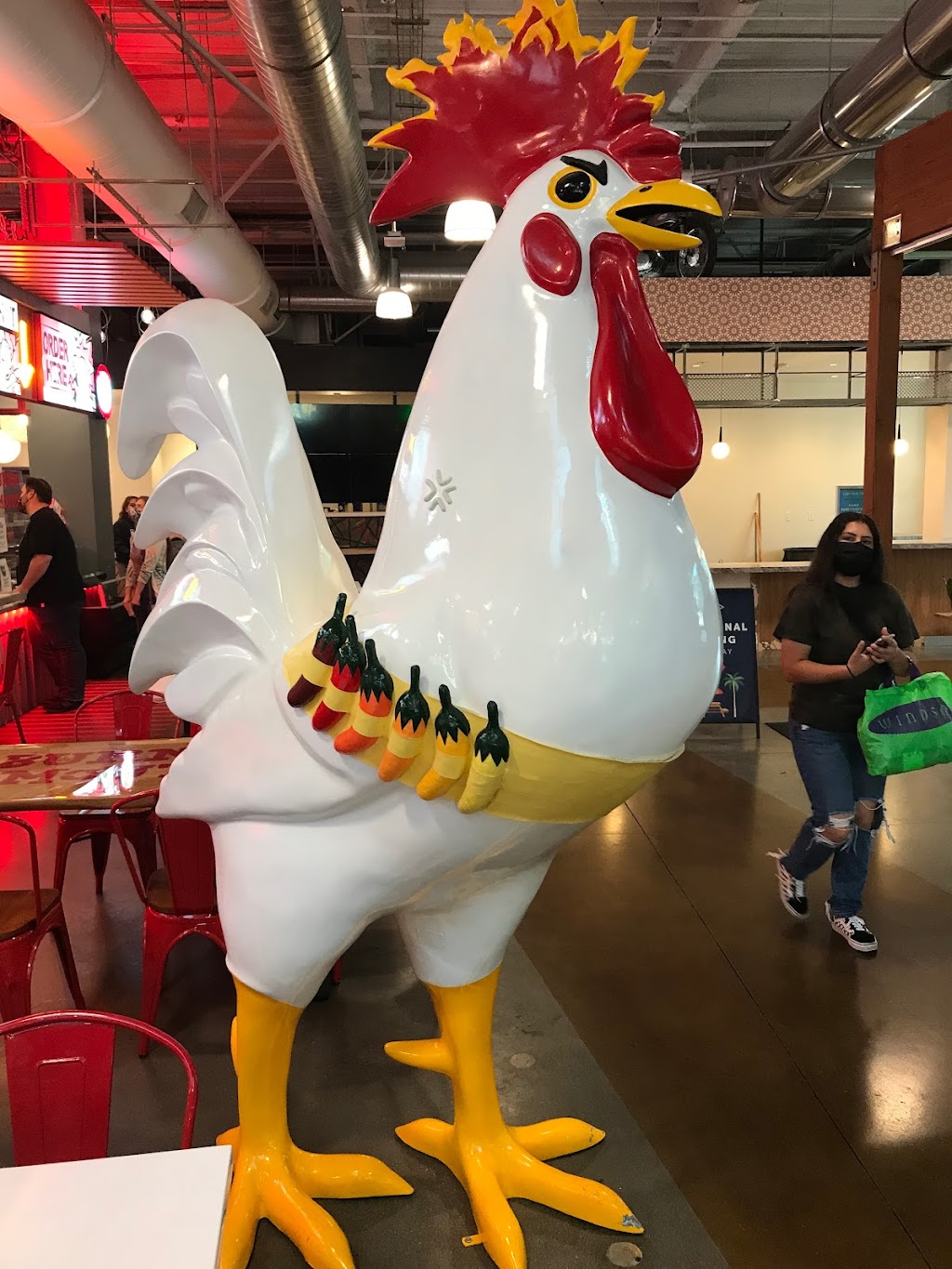 Burnin Mouth Nashville Hot Chicken | restaurant | 550 Collection Blvd #180, Oxnard, CA 93036, USA | 8054851288 OR +1 805-485-1288