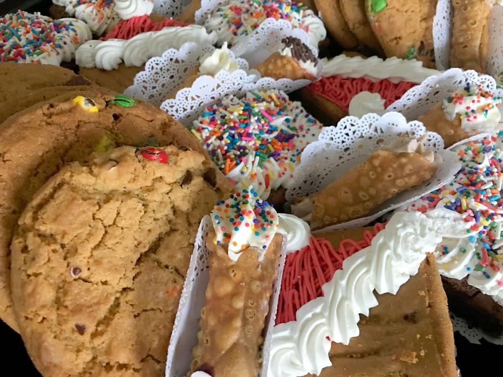 New York Super Subs, Squirrel Hill | restaurant | 1827 Murray Ave, Pittsburgh, PA 15217, USA | 4125867057 OR +1 412-586-7057