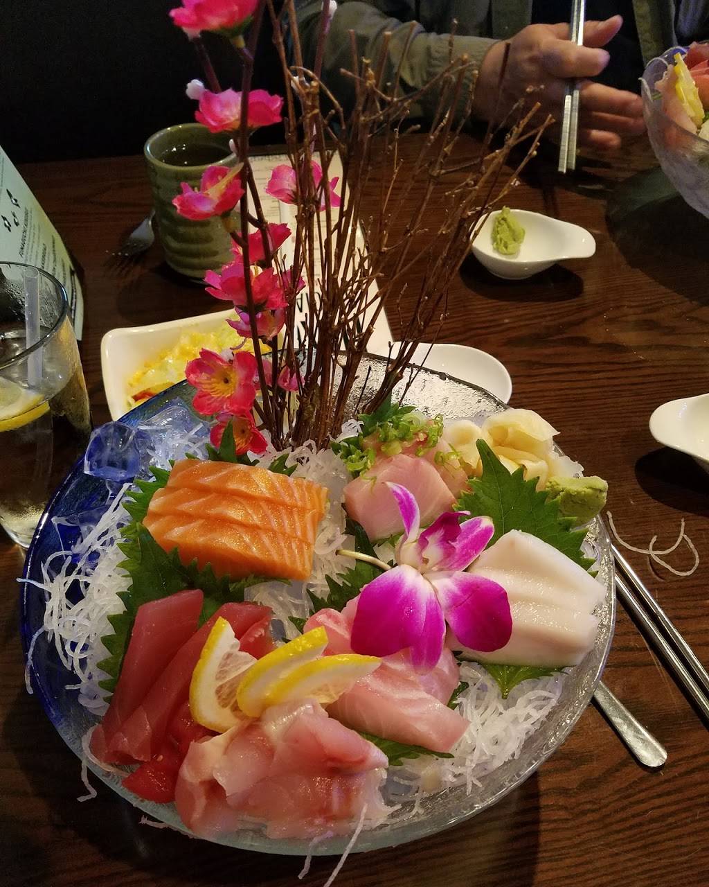 Hiko Sushi | restaurant | 1466 Yankee Doodle Rd, Eagan, MN 55121, USA | 6514526888 OR +1 651-452-6888