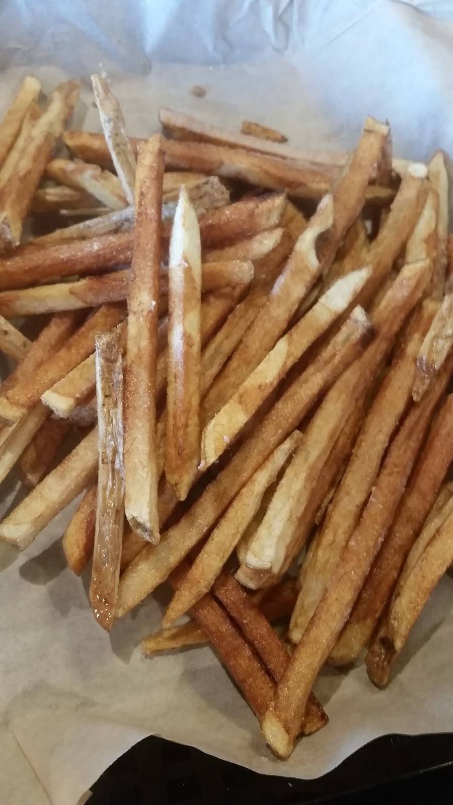 Mr Brews Taphouse | restaurant | 2665 Monroe Road Suite 140 Suite 140, De Pere, WI 54115, USA | 9203513434 OR +1 920-351-3434