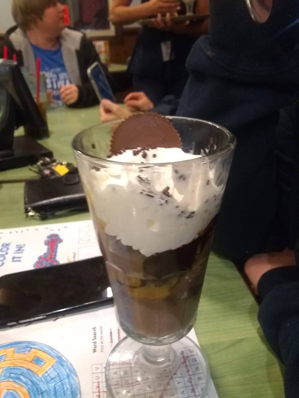 Friendlys | restaurant | Whitney Memorial Hwy, 3075 NY-50, Saratoga Springs, NY 12866, USA | 5185831598 OR +1 518-583-1598