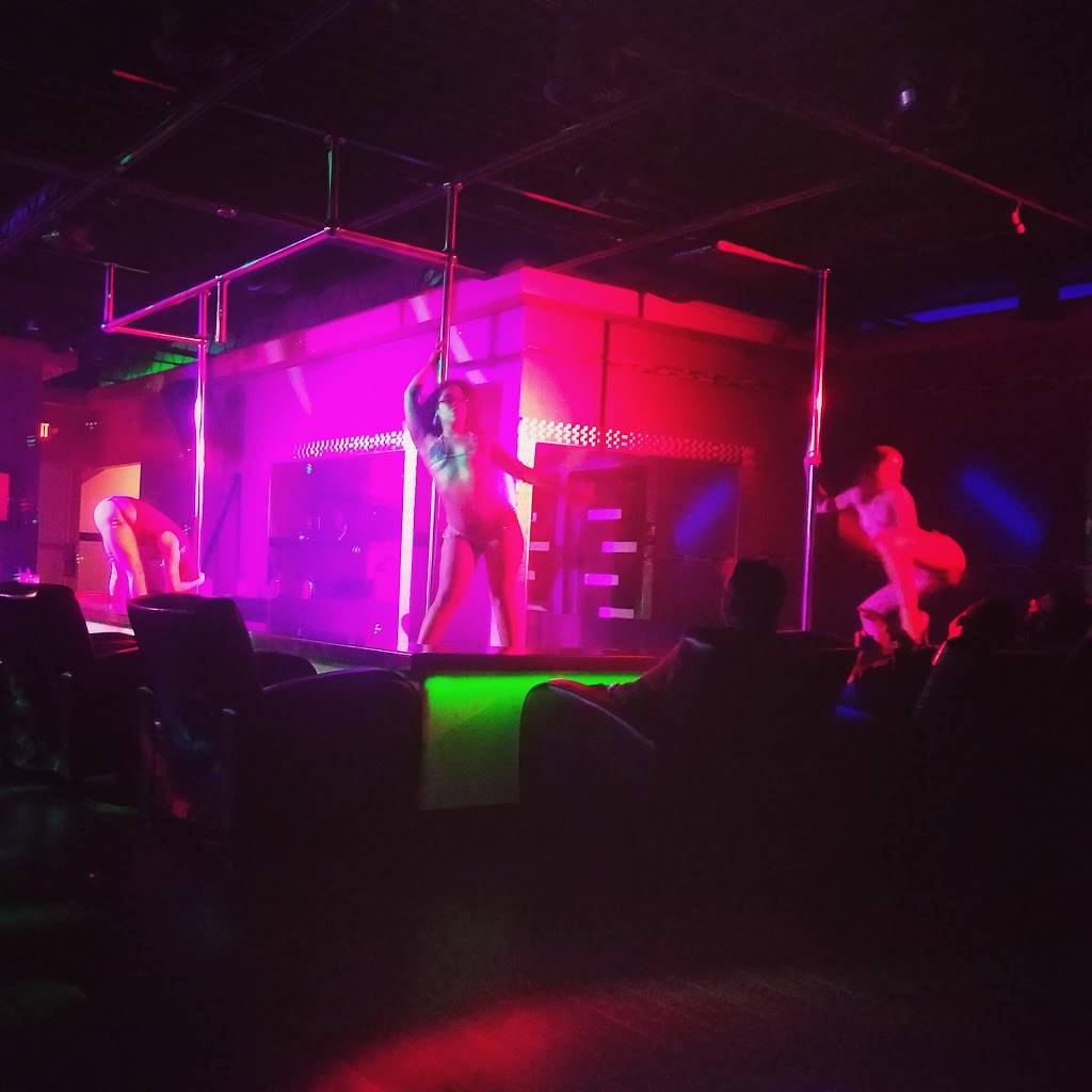 Paradise Gentlemens Club | night club | 8669 Baymeadows Rd, Jacksonville, FL 32256, USA | 9045665866 OR +1 904-566-5866