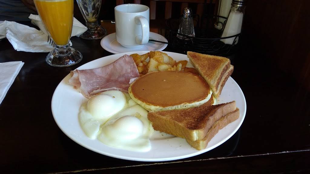 El Sabor Azogueno | restaurant | 10119 37th Ave, Corona, NY 11368, USA | 9178326801 OR +1 917-832-6801