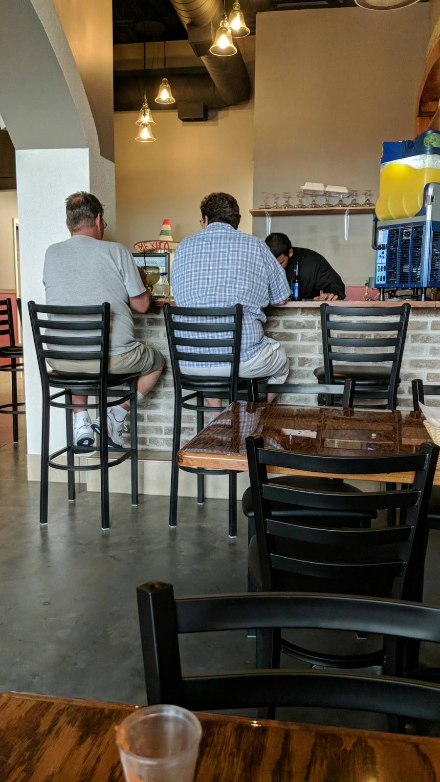 Mi Casa Mexican Cuisine | restaurant | 506 Knox Square Dr, Galesburg, IL 61401, USA | 3093517691 OR +1 309-351-7691