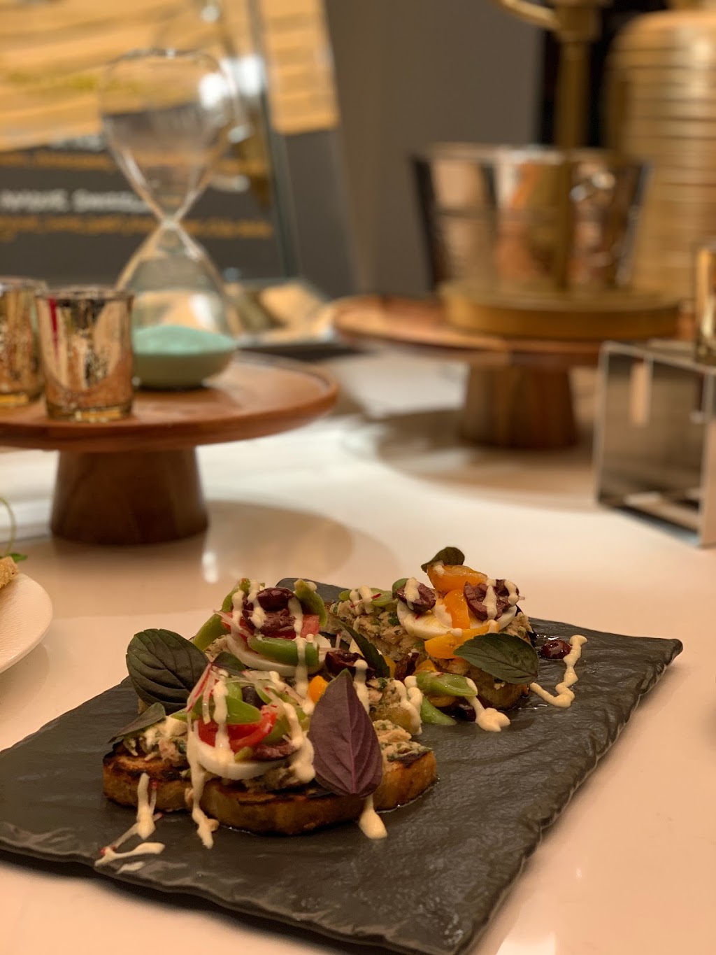 Cafe la Vie | restaurant | Inside Le Meridien, 7730 Bonhomme Ave, St. Louis, MO 63105, USA | 3148630400 OR +1 314-863-0400