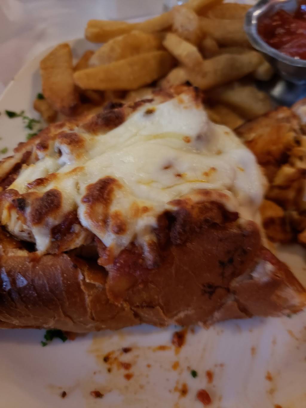 Twisted Vine Restaurant | restaurant | 285 Main St, Derby, CT 06418, USA | 2037342462 OR +1 203-734-2462