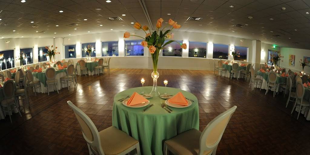 Martells Waters Edge | restaurant | 11 Whitecap Way, Bayville, NJ 08721, USA | 7322693000 OR +1 732-269-3000