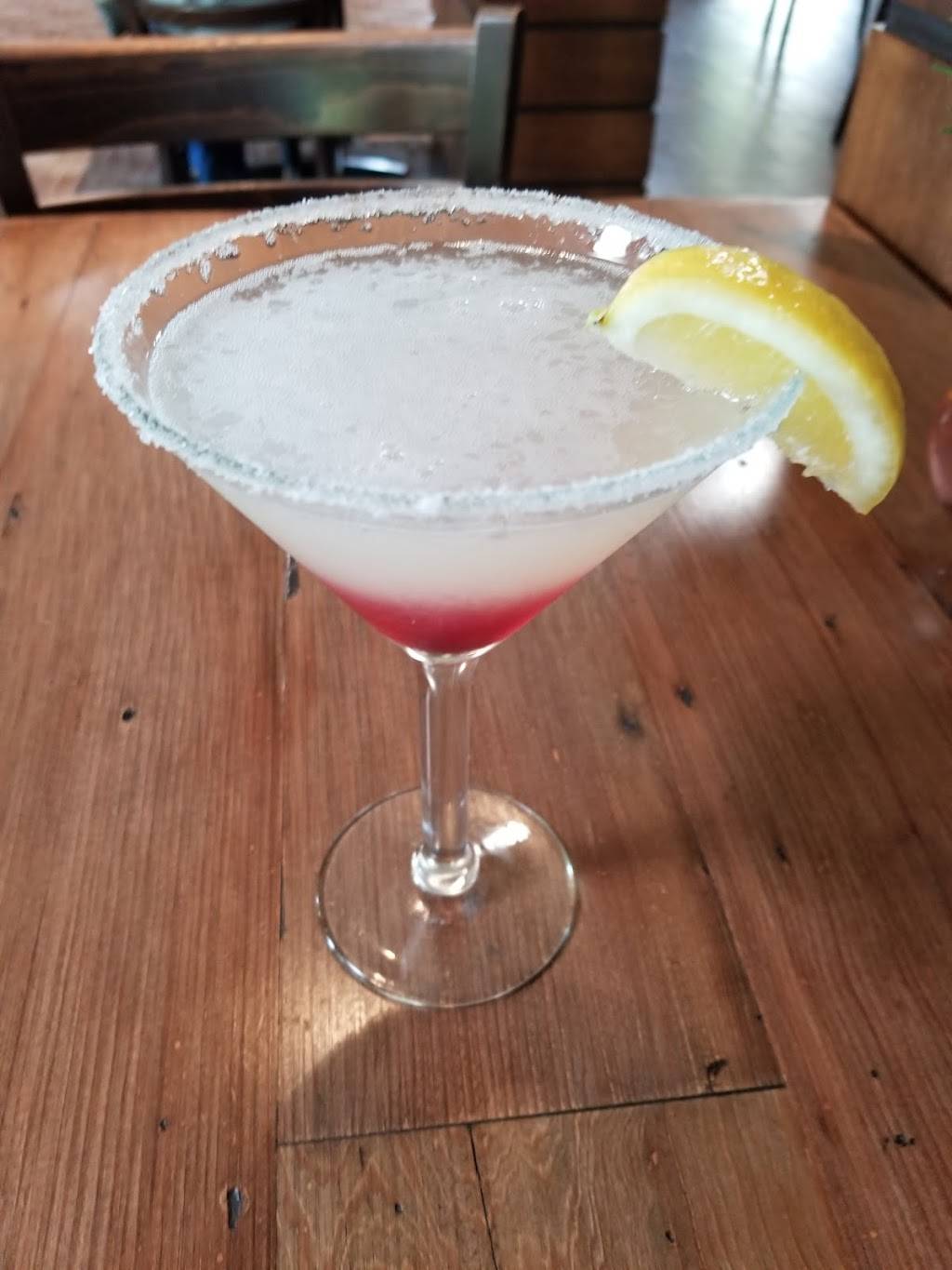 Woodside Grill | restaurant | 4125 Riverside Pl, Anderson, CA 96007, USA | 5303657077 OR +1 530-365-7077