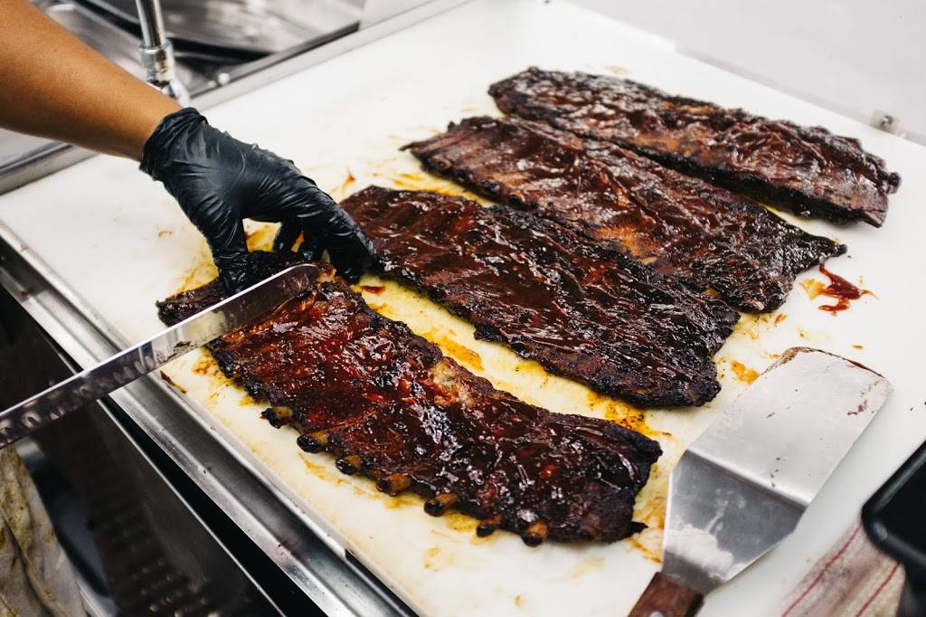 Capelos Barbecue | restaurant | 2655 Middlefield Rd, Redwood City, CA 94063, USA | 6507015433 OR +1 650-701-5433