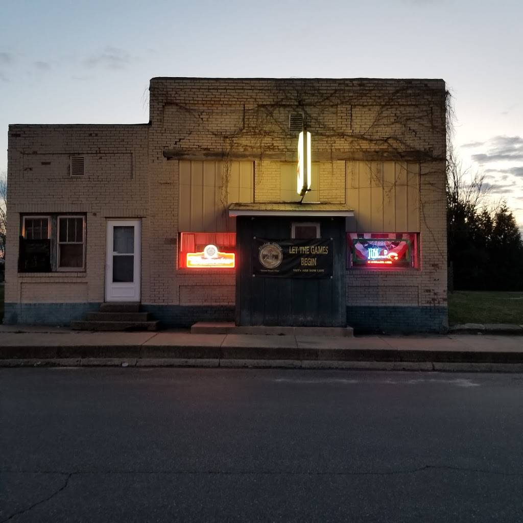 Bettys Rite Bank Bar and Grill | restaurant | 312 Main St, St David, IL 61563, USA | 3096681805 OR +1 309-668-1805