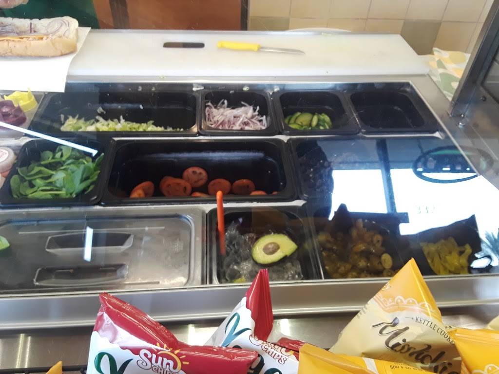 Subway Restaurants | restaurant | 332 Bon Air Center, Greenbrae, CA 94904, USA | 4154618882 OR +1 415-461-8882