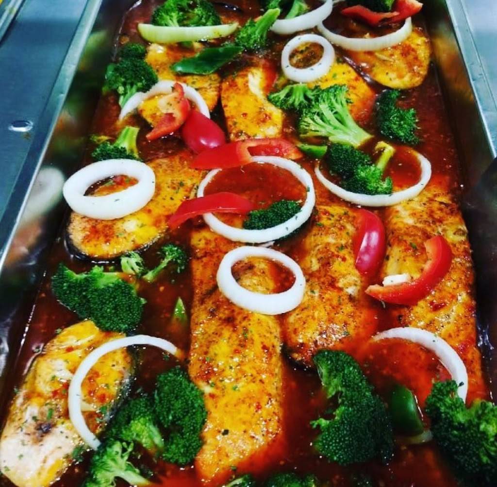 Richie Rich Caribbean Taste Express | restaurant | 705 E 222nd St, Bronx, NY 10467, USA | 7189425488 OR +1 718-942-5488