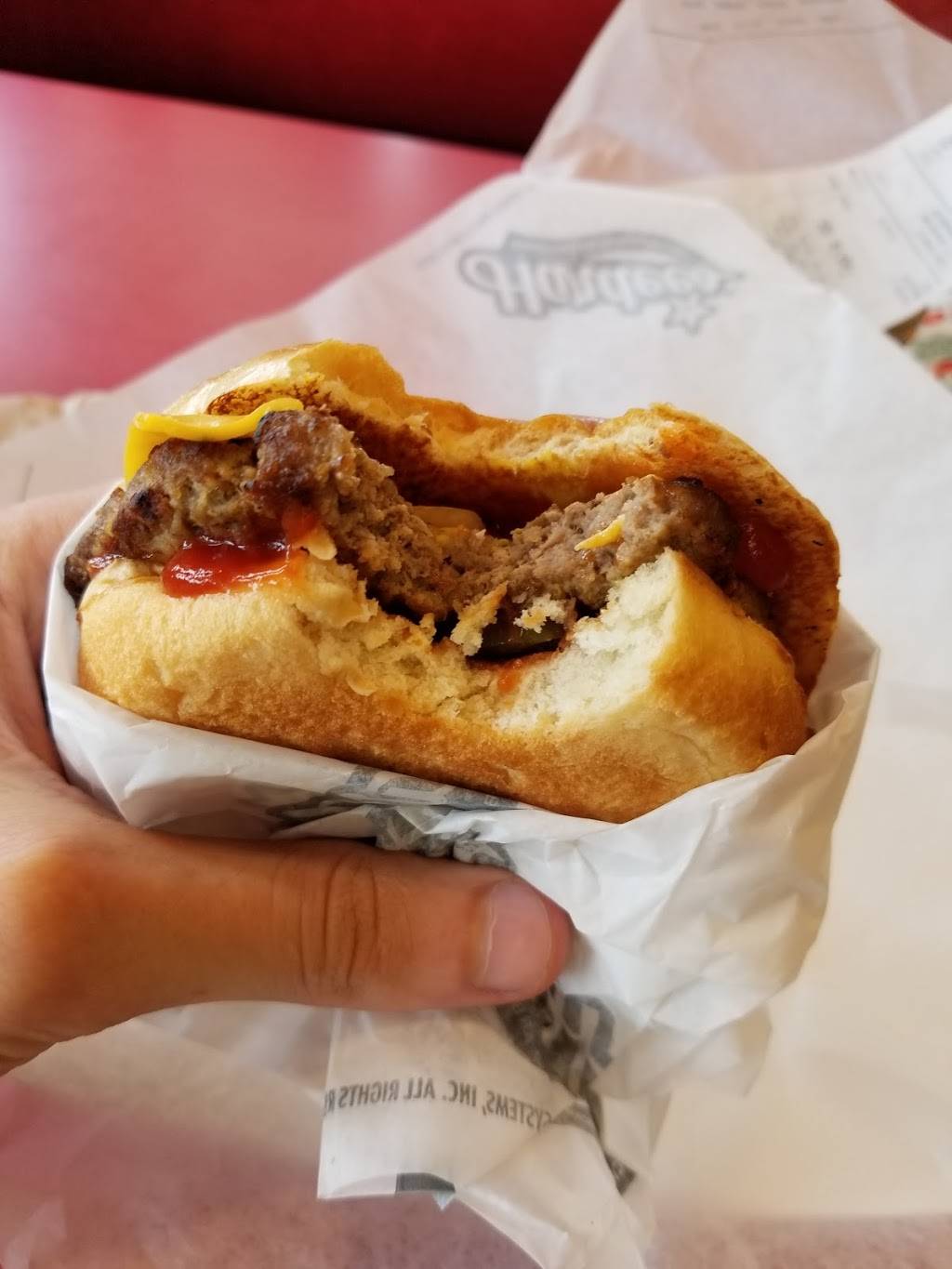 Hardees | restaurant | 4950 Beaner Blvd, Gas City, IN 46933, USA | 7656740000 OR +1 765-674-0000