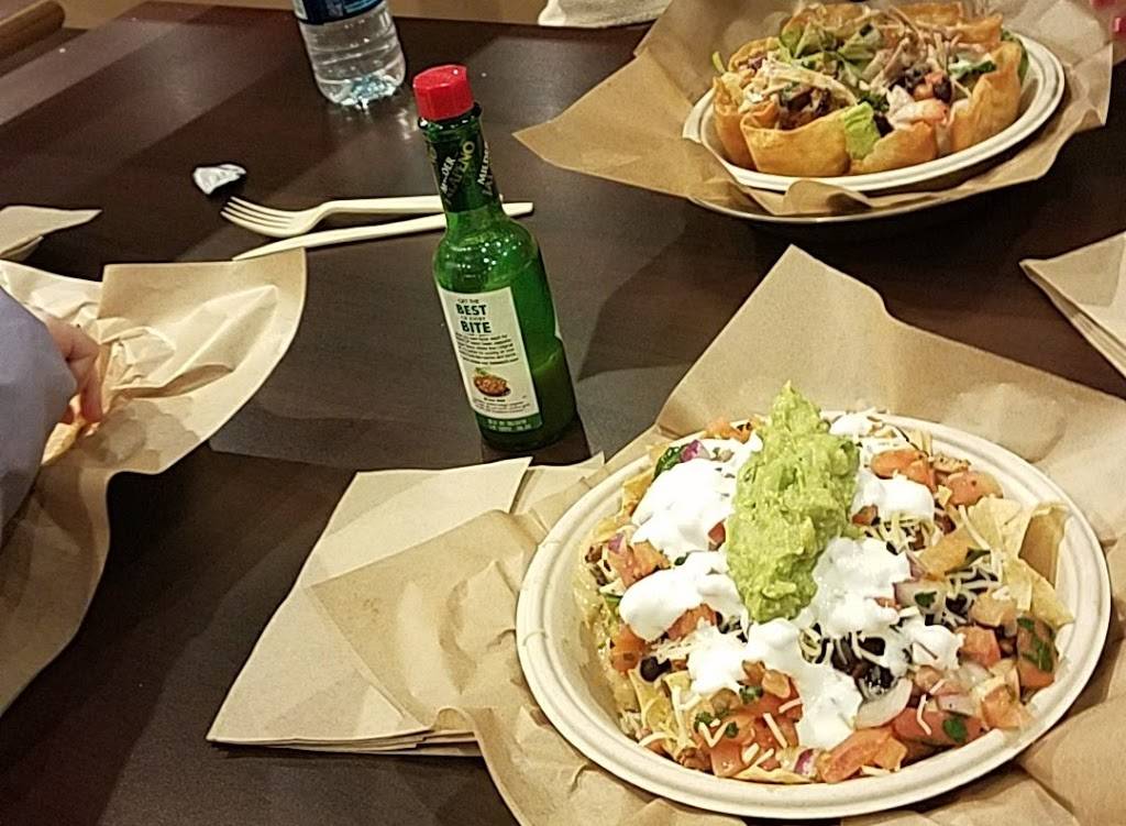 QDOBA Mexican Eats | restaurant | 3528 W 86th St Ste 131, Indianapolis, IN 46268, USA | 3178799483 OR +1 317-879-9483