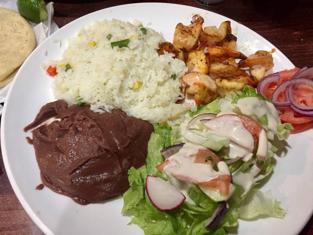 Restaurante Y Panaderia Salvadoreña | bakery | 5724 E W.T. Harris Blvd, Charlotte, NC 28215, USA | 7045371615 OR +1 704-537-1615