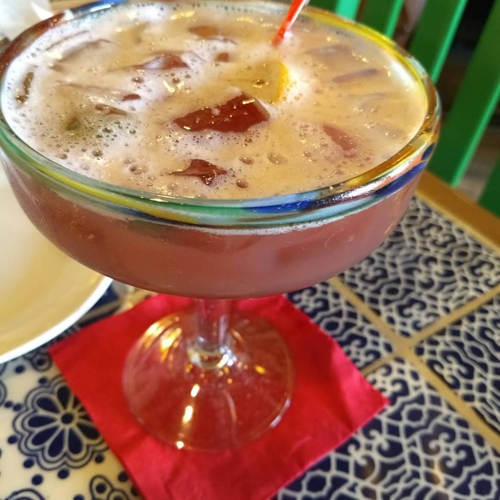 La Siesta Restaurante | restaurant | 3 Main St, Peabody, MA 01960, USA | 9788712215 OR +1 978-871-2215