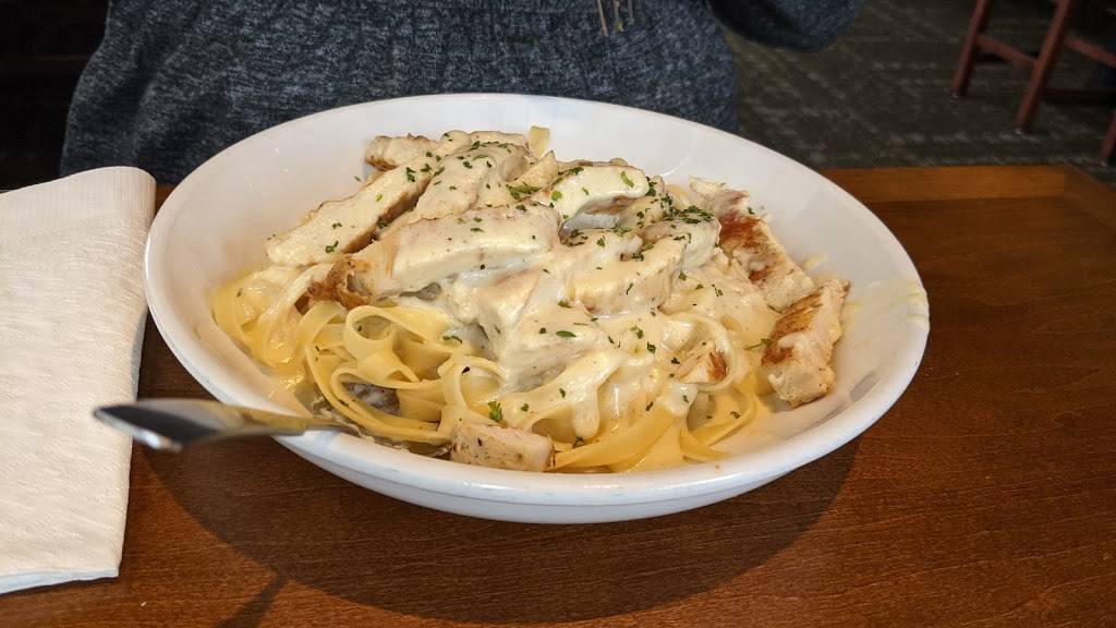 Olive Garden Italian Restaurant | meal takeaway | 6347 Interstate 55 North Frontage Rd, Jackson, MS 39213, USA | 6019783407 OR +1 601-978-3407