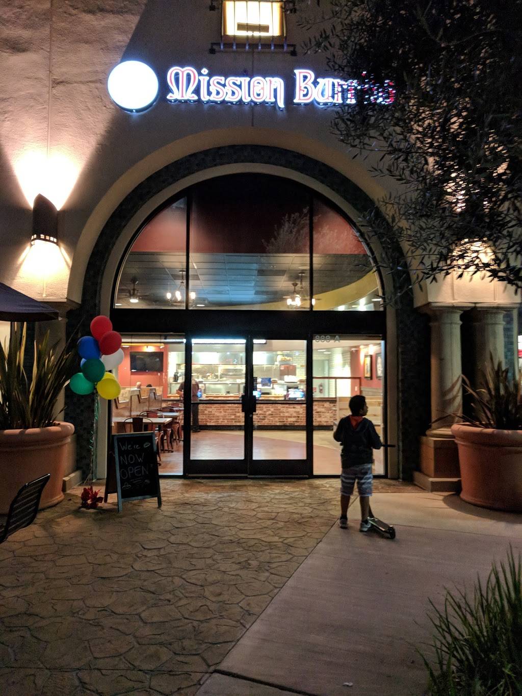 Mission Burrito | restaurant | 888 New Los Angeles Ave, Moorpark, CA 93021, USA | 8055524433 OR +1 805-552-4433