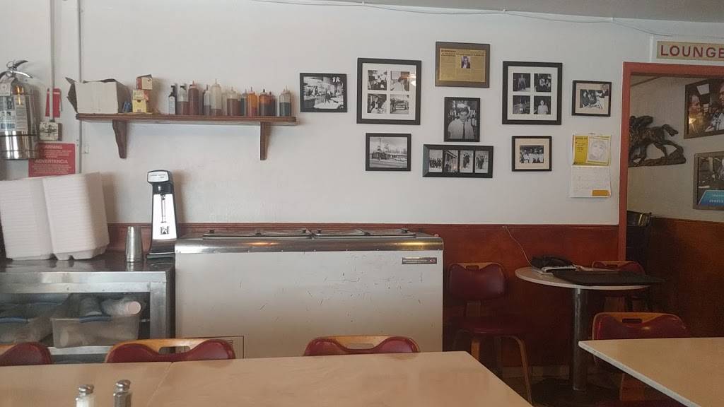 Columbine Steak House & Lounge | restaurant | 300 Federal Blvd, Denver, CO 80219, USA | 3039369110 OR +1 303-936-9110