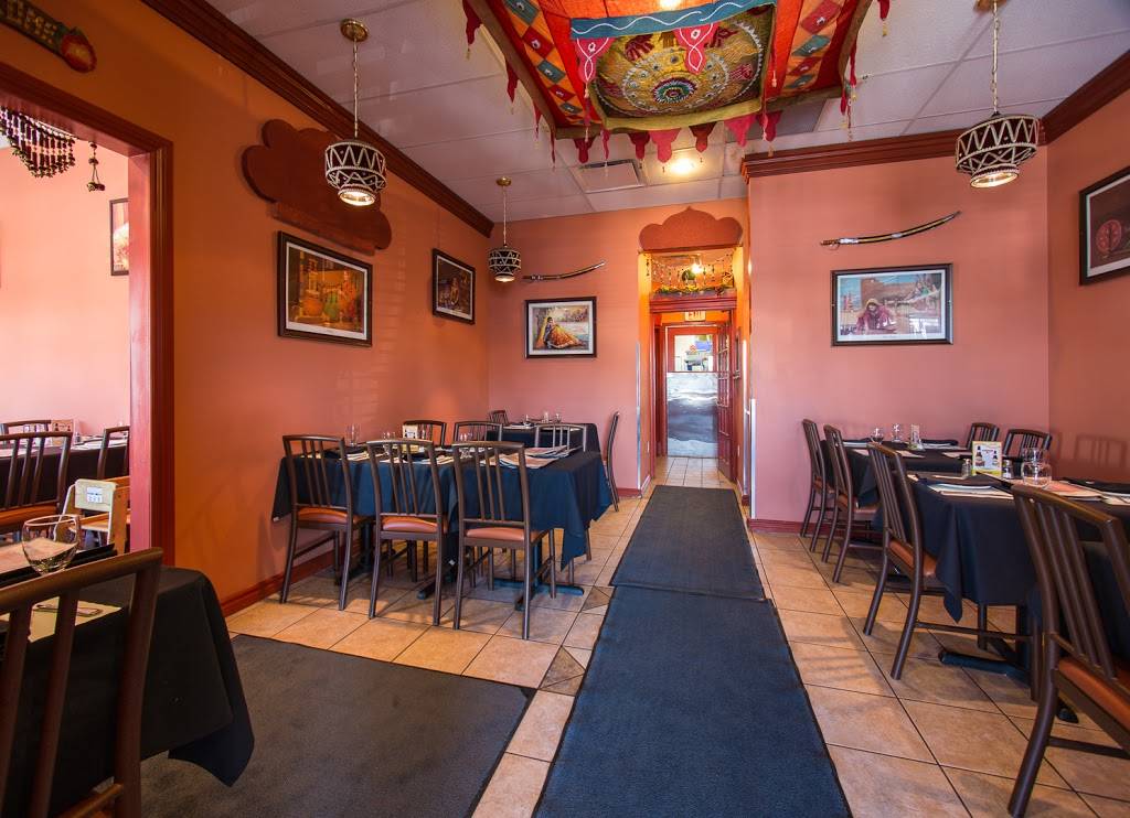 India Village Ancaster | restaurant | 370 Wilson St E #13, Ancaster, ON L9G 4S4, Canada | 9053041213 OR +1 905-304-1213