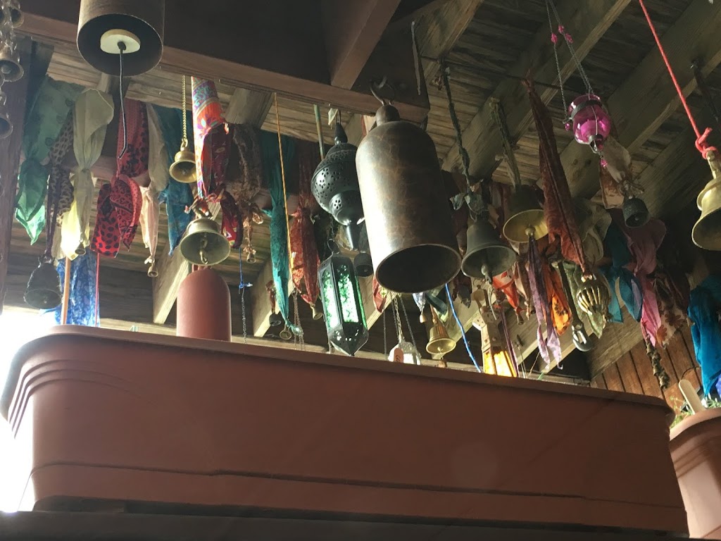 Chicago Bell Garden | restaurant | 635 W Belmont Ave, Chicago, IL 60657, USA | 7735497903 OR +1 773-549-7903