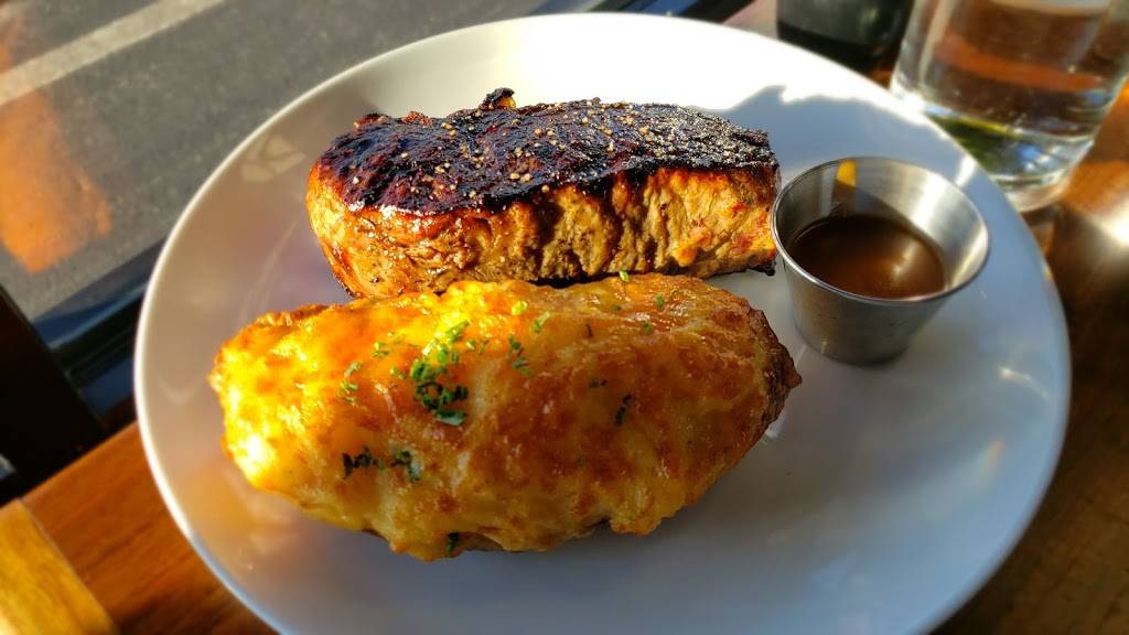 The Walnut Kitchen | restaurant | 606 High St, Maryville, TN 37804, USA | 8659808228 OR +1 865-980-8228