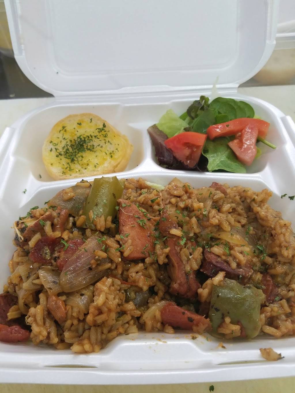 Lil Dougs Cajun Market and Smokehouse | restaurant | 208 Tullulah Ave, River Ridge, LA 70123, USA | 5043602040 OR +1 504-360-2040