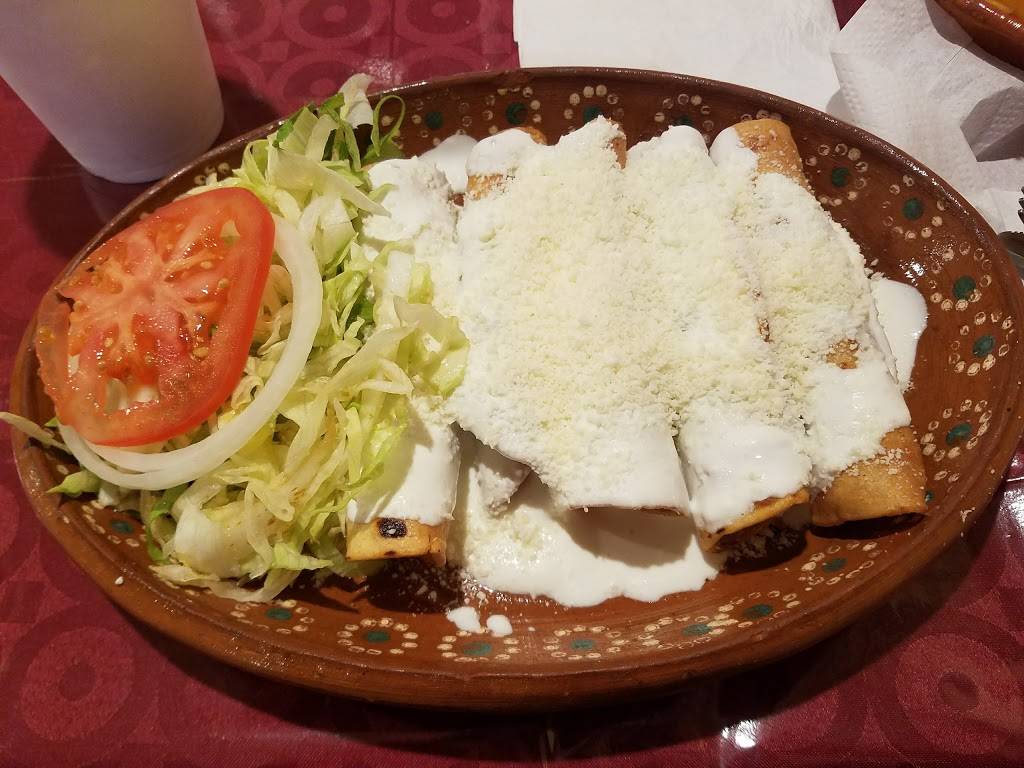 El Jardin Restaurant | restaurant | 358 Grand St, Paterson, NJ 07505, USA | 9732250819 OR +1 973-225-0819