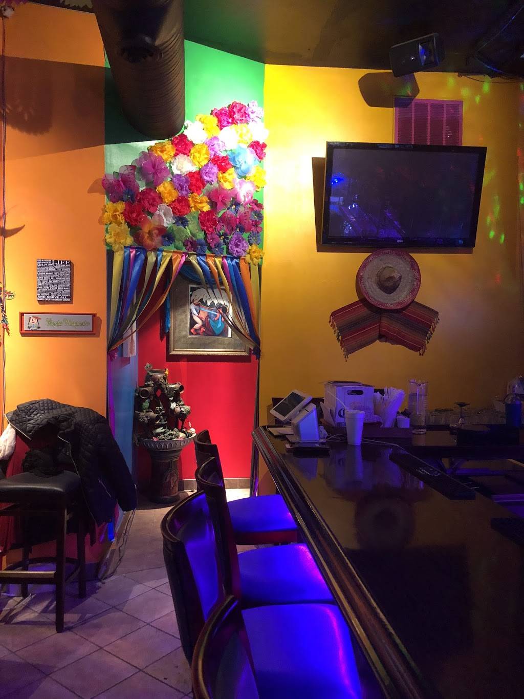 Fiesta Margarita | restaurant | 3755 Grand Blvd, Brookfield, IL 60513, USA | 7082555410 OR +1 708-255-5410