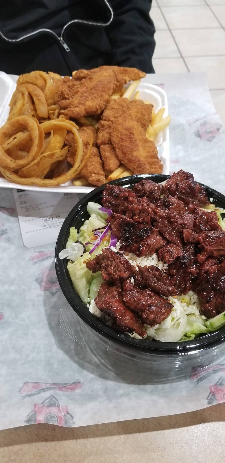 Mikes Place Danvers | restaurant | 116 Water St, Danvers, MA 01923, USA | 9787770090 OR +1 978-777-0090