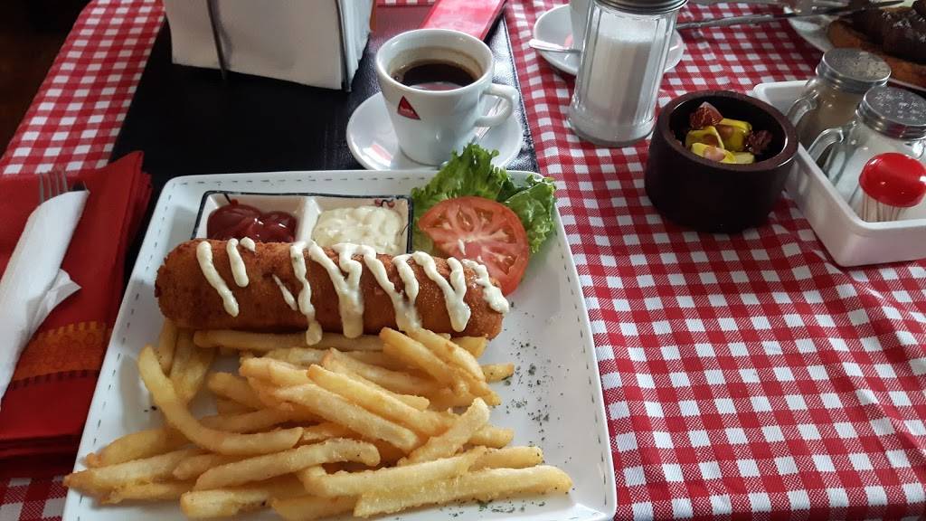 Jasnas European Meat & Deli | restaurant | 46 Courtland Ave E, Kitchener, ON N2G 3H5, Canada | 5195762736 OR +1 519-576-2736