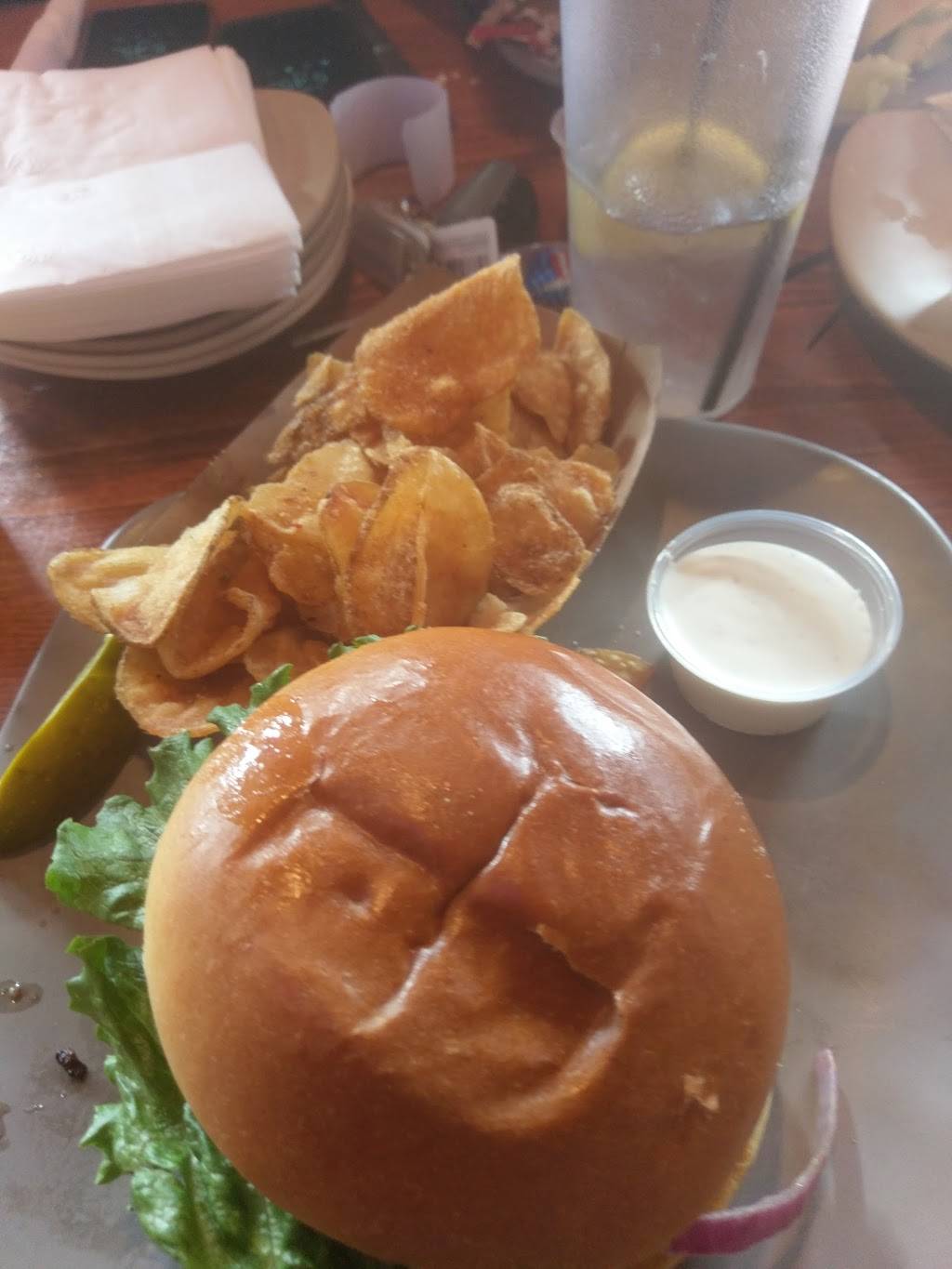 Brew Garden | restaurant | 18590 Bagley Rd, Middleburg Heights, OH 44130, USA | 4402341001 OR +1 440-234-1001