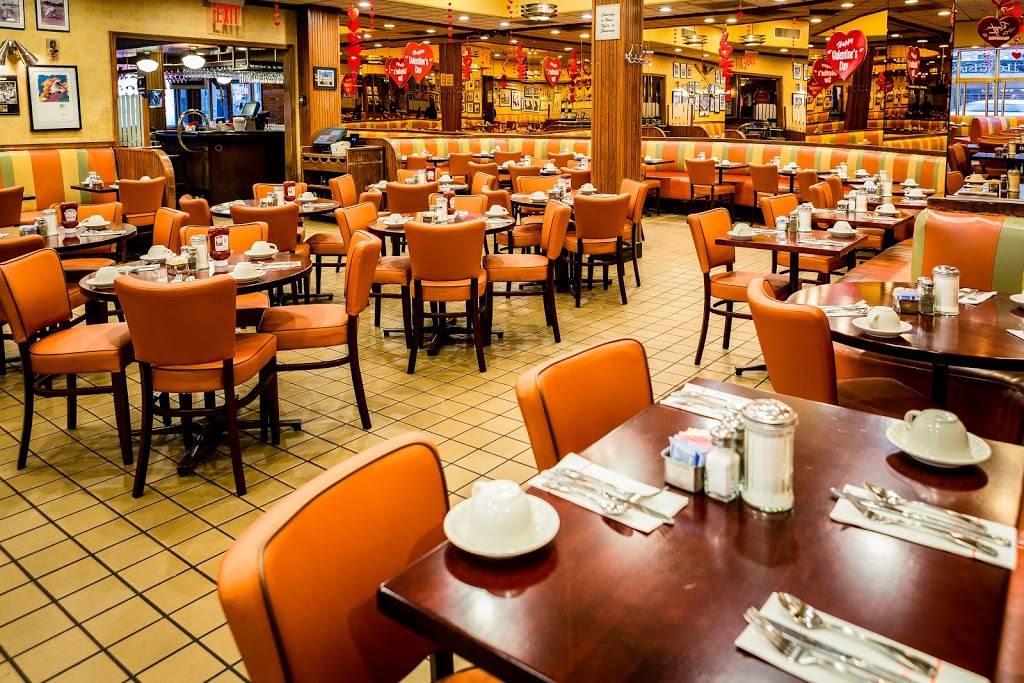Juniors Restaurant and Bakery | restaurant | 386 Flatbush Ave Ext, Brooklyn, NY 11201, USA | 7188525257 OR +1 718-852-5257