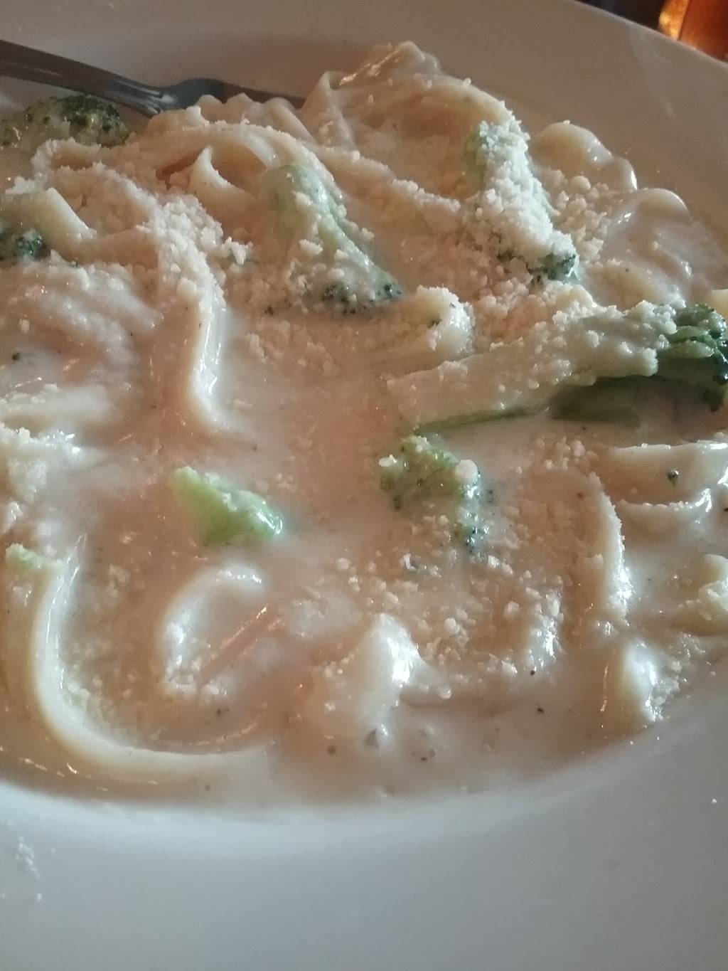 Mamma Mias Pizza and Pasta | restaurant | 4243 Seven Lakes Plaza, West End, NC 27376, USA | 9106736900 OR +1 910-673-6900