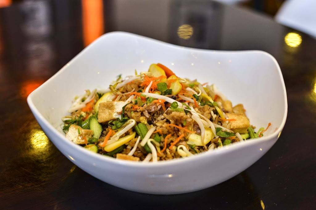 533 Viet Fusion | meal takeaway | 1775 E Palm Canyon Dr Suite 625, Palm Springs, CA 92264, USA | 7607786595 OR +1 760-778-6595