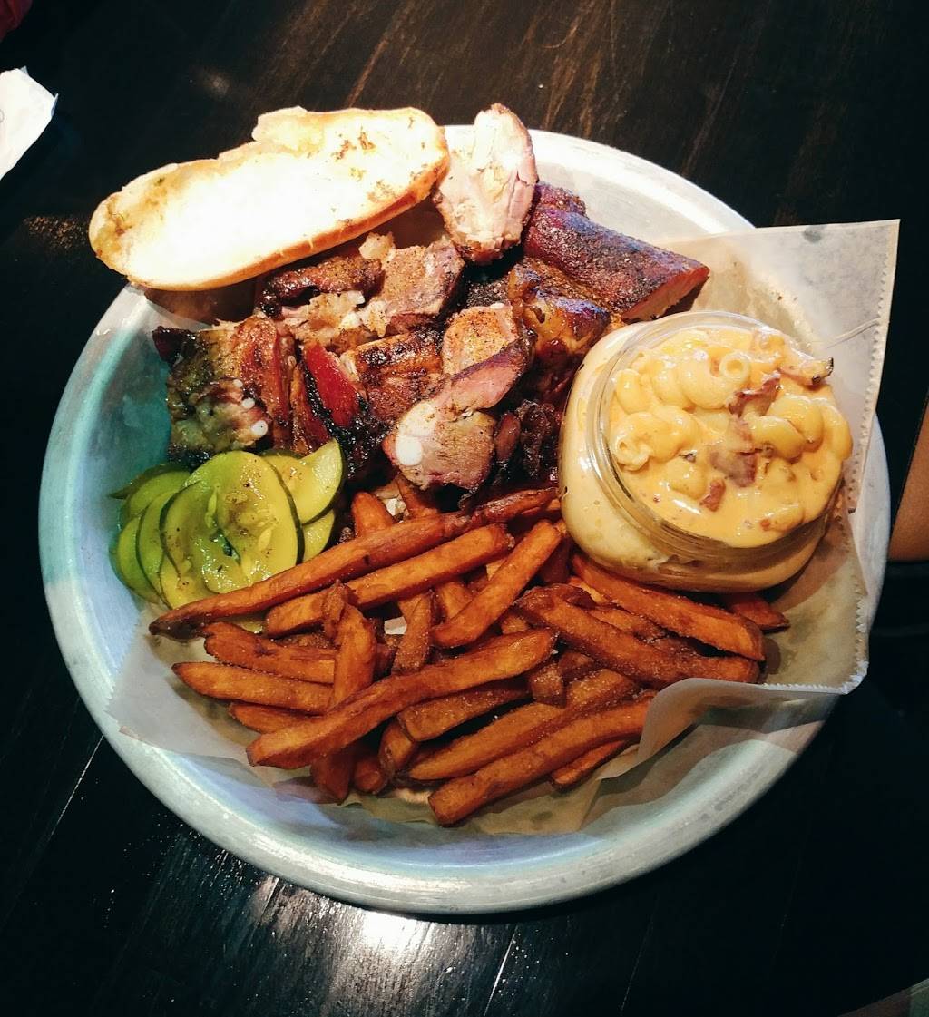 Barrel & Boar Creekside | restaurant | 121 Mill St Suite 130, Gahanna, OH 43230, USA | 6144718844 OR +1 614-471-8844