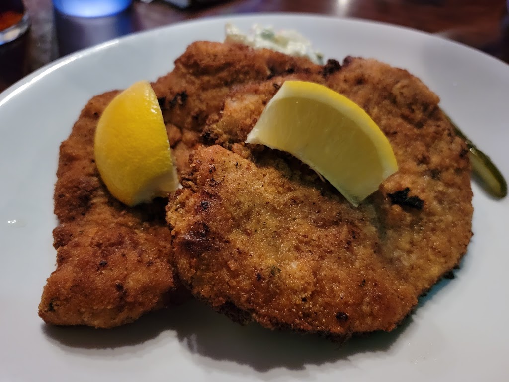 Sobo 151 Bar & Grill | restaurant | 151 S Broadway, Denver, CO 80209, USA | 3037781560 OR +1 303-778-1560