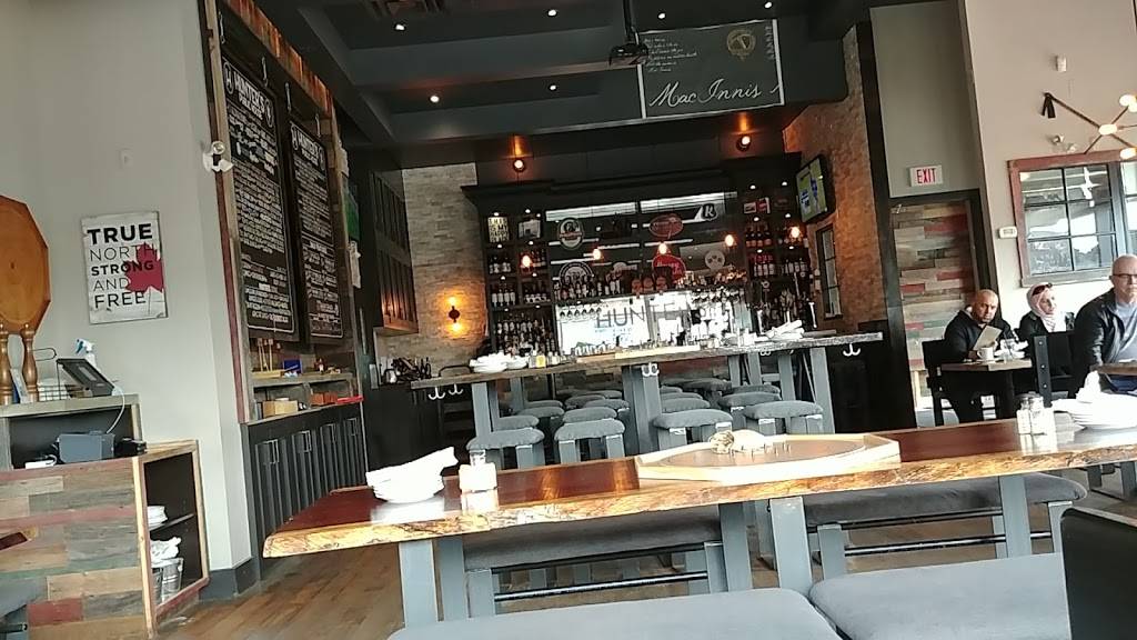 Hunters Public House | restaurant | 4750 Bank St, Gloucester, ON K1T 0K8, Canada | 6138227171 OR +1 613-822-7171