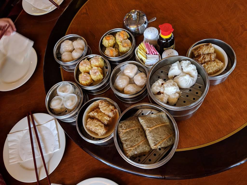 Fungs Kitchen | restaurant | 3231 N Classen Blvd, Oklahoma City, OK 73118, USA | 4055244133 OR +1 405-524-4133